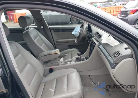 2005 Audi A4 1.8T from USA, damaged, VIN WAULC68E85A047024